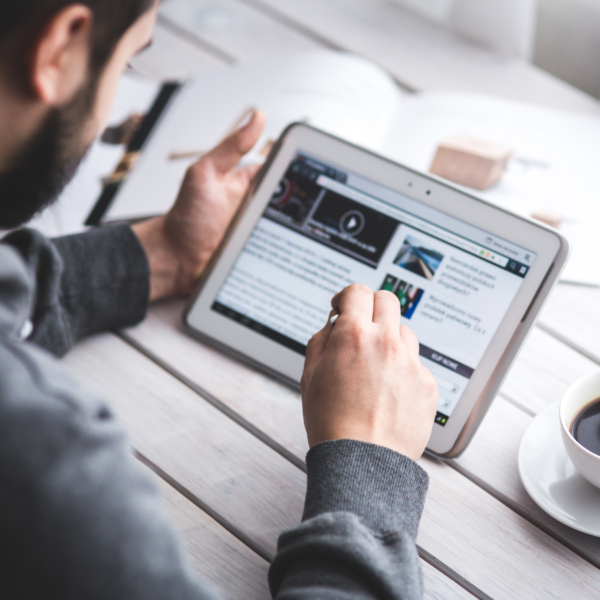 Analista Competitivo de Redes Sociales